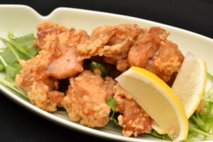 鶏のから揚げ